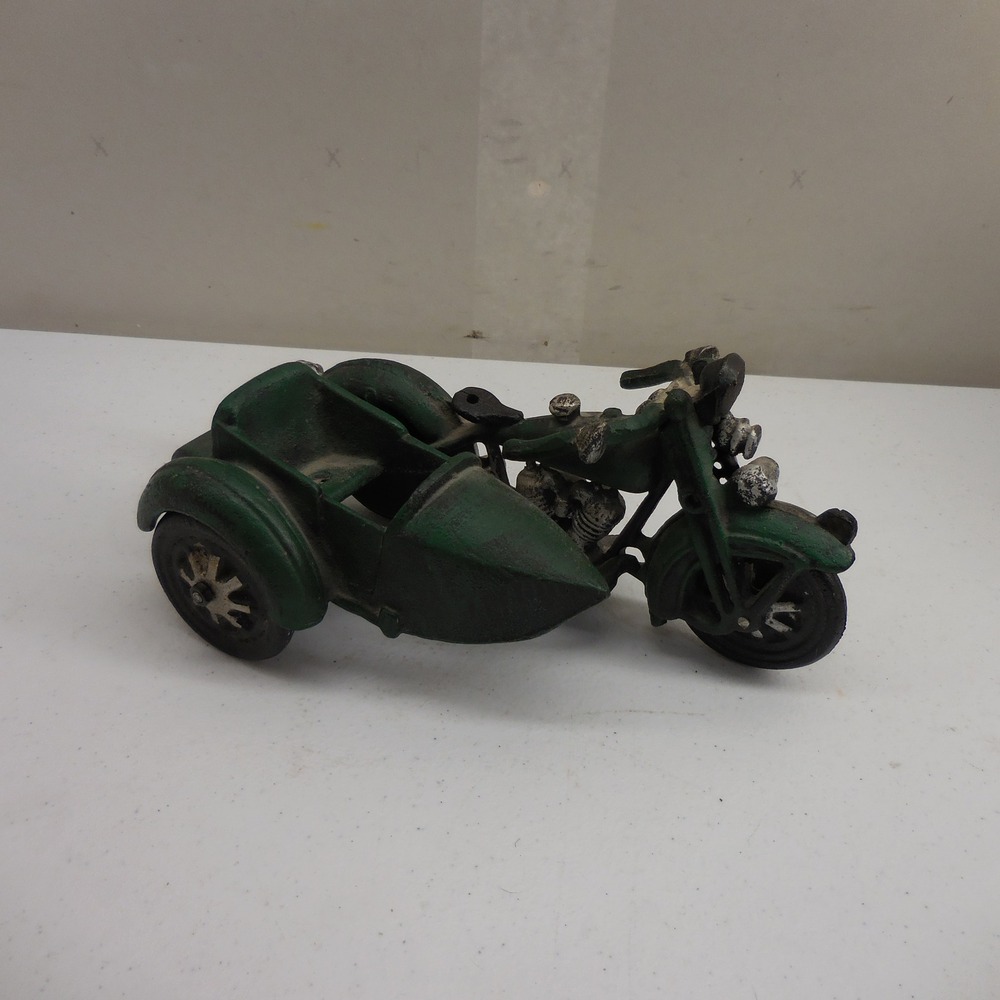 Vintage Cast Iron Motorcycle‎ with Sidecar Green Metal Collectible Toy Decor 9"